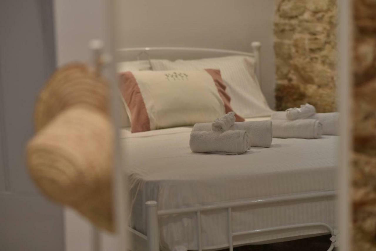 Yiasemi Corfu Luxury Studio Exteriör bild